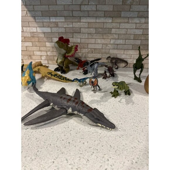 Jurassic world dinosaur bundle - Picture 4 of 6